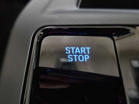 New 2026 BMW iX xDrive60 w/ Executive Package image 35