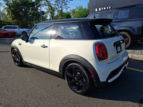 Used 2022 MINI Cooper S FWD image 6