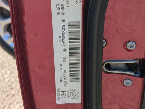 Used 2017 Chrysler 300 C Platinum w/ Safetytec Group II image 35