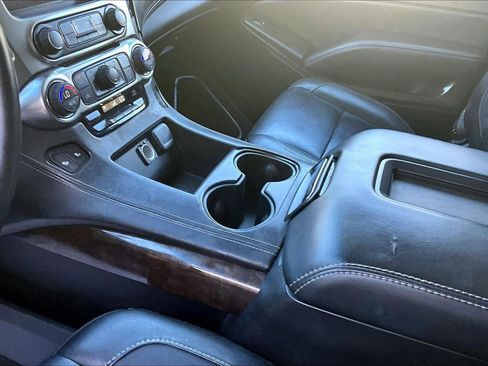 Used 2016 Chevrolet Tahoe LT image 15