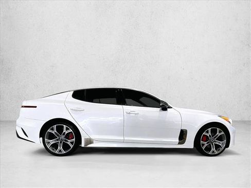 Used 2018 Kia Stinger GT1 RWD image 5