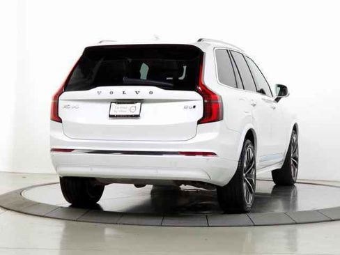 Certified 2025 Volvo XC90 B6 Plus image 13