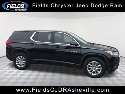 Used 2021 Chevrolet Traverse LS