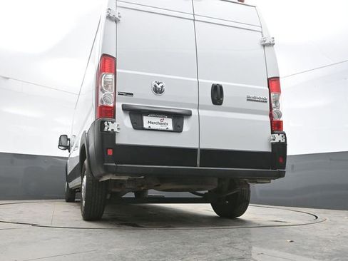 Used 2025 RAM ProMaster 2500 w/ Convenience Group image 35