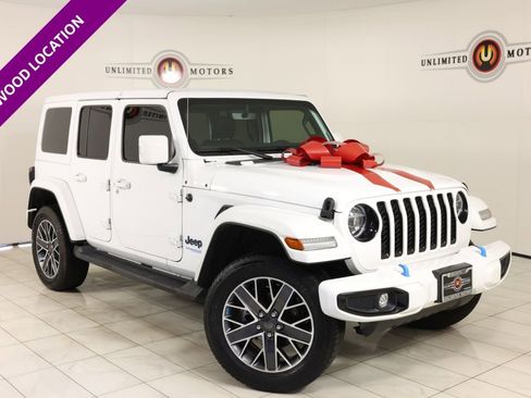 Used 2022 Jeep Wrangler Unlimited Sahara image 1