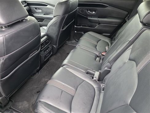 Used 2025 Honda Pilot Touring image 22