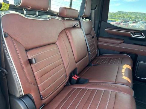 Used 2025 GMC Sierra 1500 Denali Ultimate AWD/4WD image 21