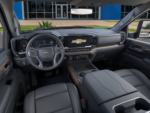 New 2026 Chevrolet Silverado 2500 LT w/ Z71 Chrome Sport Edition AWD/4WD image 15