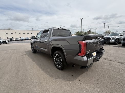 Used 2024 Toyota Tundra Limited image 3