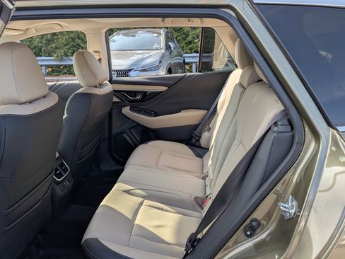 Used 2023 Subaru Outback Limited image 14