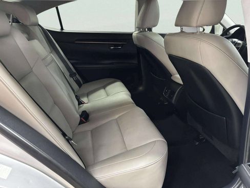 Used 2016 Lexus ES 350 w/ Premium Package w/Wood Trim FWD image 19