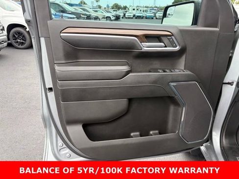 Used 2024 Chevrolet Silverado 1500 RST AWD/4WD image 12
