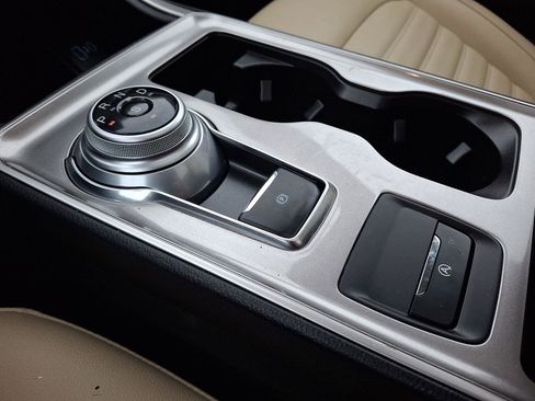 Certified 2023 Ford Edge SEL w/ Convenience Package image 15