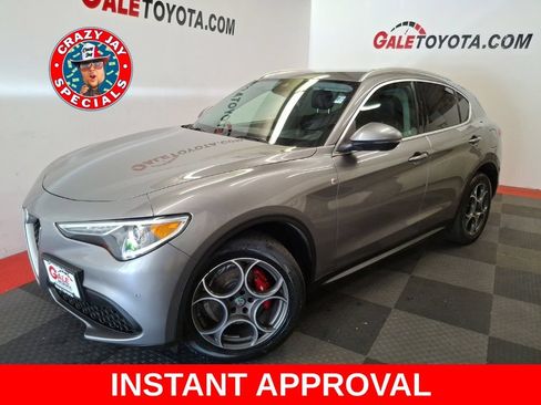 Used 2018 Alfa Romeo Stelvio Ti AWD/4WD image 1