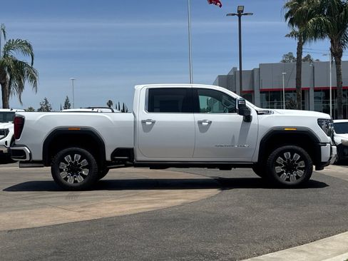 New 2026 GMC Sierra 3500 Denali w/ Denali Reserve Package AWD/4WD image 3