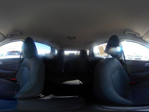 Used 2025 Kia Sportage LX image 41