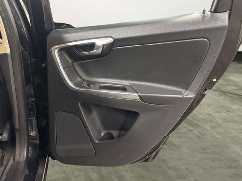 Used 2013 Volvo XC60 3.2 image 18