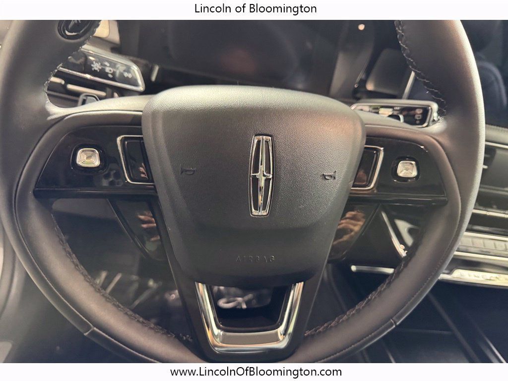Used 2023 Lincoln Corsair AWD w/ Equipment Group 101A image 20