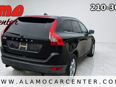 Used 2011 Volvo XC60 3.2 R-Design FWD image 5