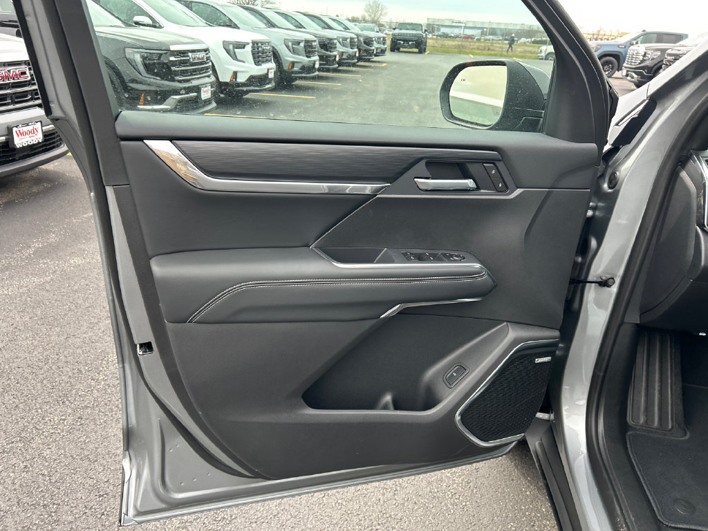 New 2026 GMC Acadia Elevation FWD image 17