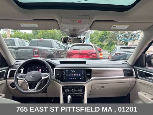 Used 2023 Volkswagen Atlas SEL AWD/4WD image 21