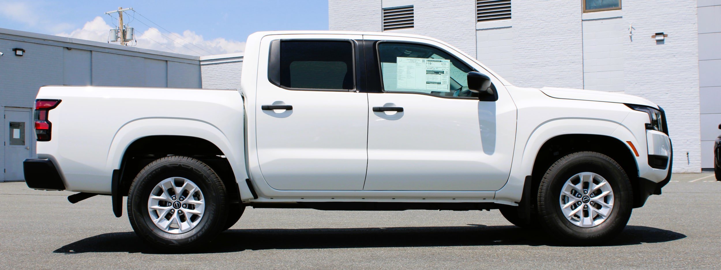 Used 2026 Nissan Frontier S AWD/4WD image 6