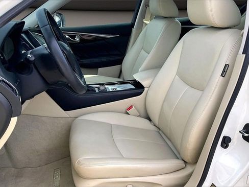 Used 2018 INFINITI Q50 Luxe w/ Essential Package (3.0T Luxe) image 23