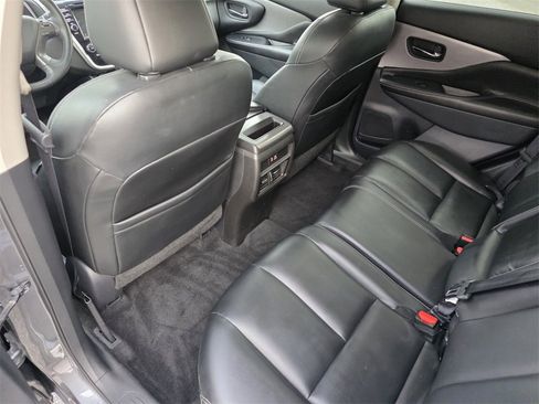 Used 2022 Nissan Murano SV image 14