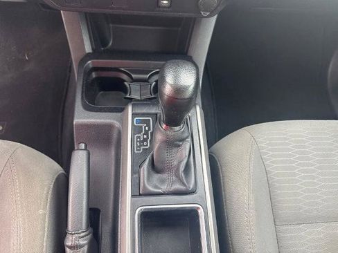 Used 2017 Toyota Tacoma SR5 w/ Tow Package RWD image 26