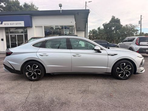 Used 2025 Hyundai Sonata SEL FWD image 6