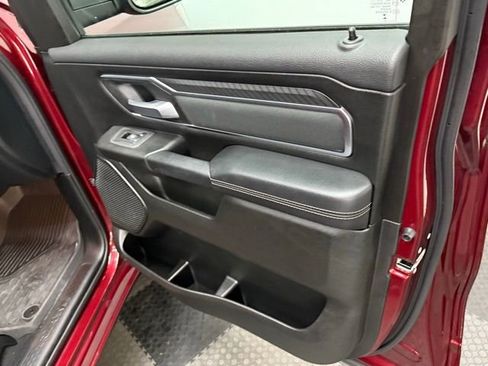 Certified 2025 RAM 1500 Big Horn AWD/4WD image 32