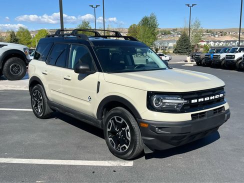 Used 2024 Ford Bronco Sport Outer Banks w/ Tech Package AWD/4WD image 5