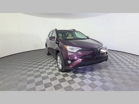 Used 2018 Toyota RAV4 Limited FWD image 53