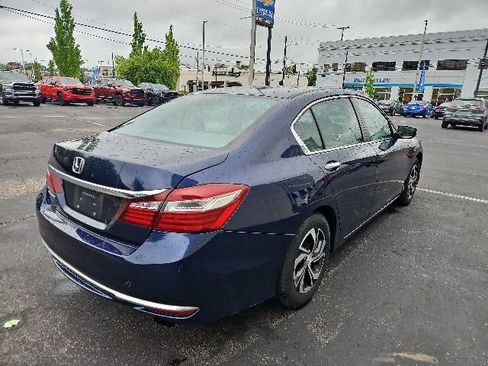 Used 2016 Honda Accord LX image 2