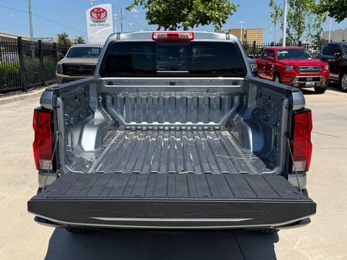 Used 2025 Chevrolet Colorado W/T w/ WT Custom Package RWD image 26