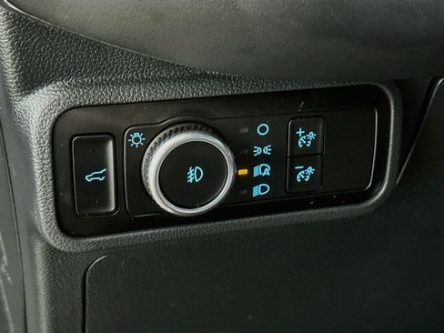 Used 2025 Ford Explorer ST-Line w/ ST-Line Street Pack AWD/4WD image 13