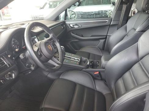 Used 2023 Porsche Macan GTS AWD/4WD image 18
