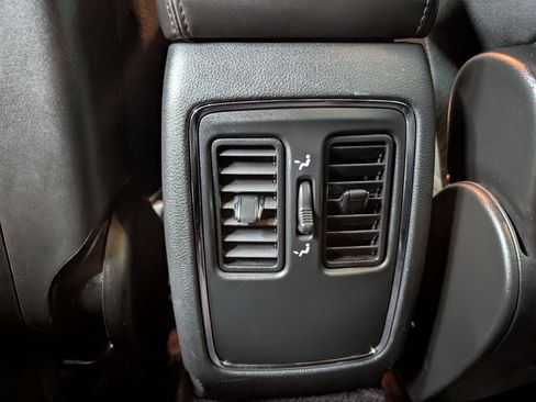 Used 2017 Jeep Grand Cherokee Laredo w/ Quick Order Package 23E image 8