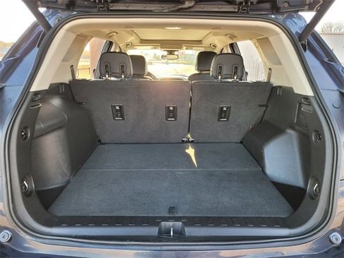 Used 2019 GMC Terrain Denali w/ Advanced Safety Package image 15