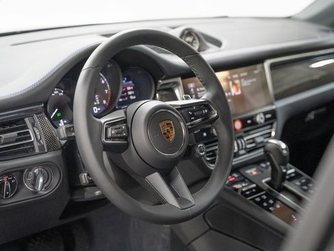 Used 2024 Porsche Macan S image 16