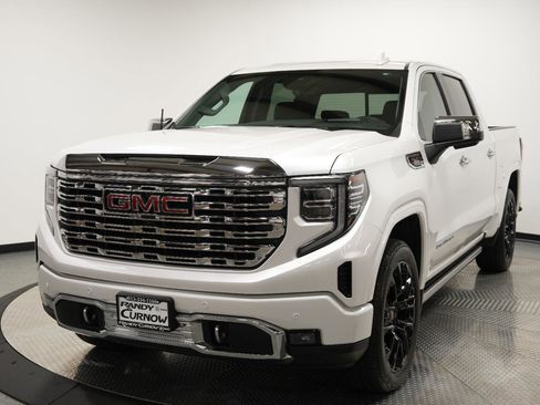 Used 2024 GMC Sierra 1500 Denali w/ Denali Reserve Package image 3