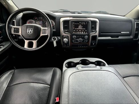 Used 2017 RAM 1500 Laramie AWD/4WD image 8