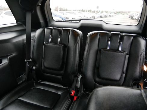 Used 2016 Ford Explorer Limited w/ Equipment Group 301A AWD/4WD image 16