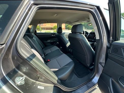 Used 2018 Honda Clarity Plug-In Hybrid image 17