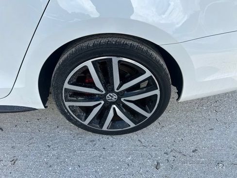 Used 2013 Volkswagen Jetta GLI Autobahn FWD image 20