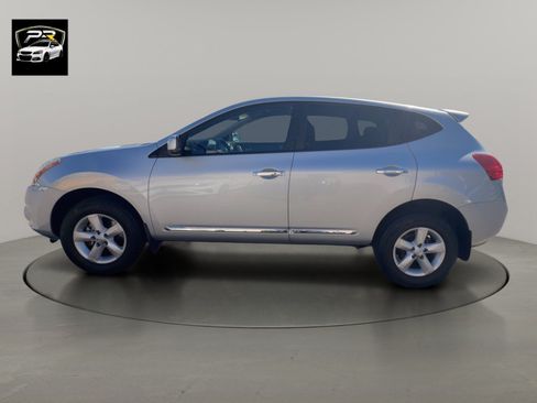 Used 2013 Nissan Rogue S w/ Special Edition Pkg FWD image 2