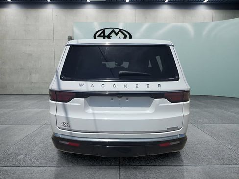 Used 2024 Jeep Wagoneer Series II AWD/4WD image 4