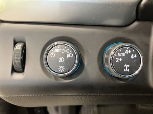 Used 2015 Chevrolet Tahoe LT w/ Luxury Package image 17