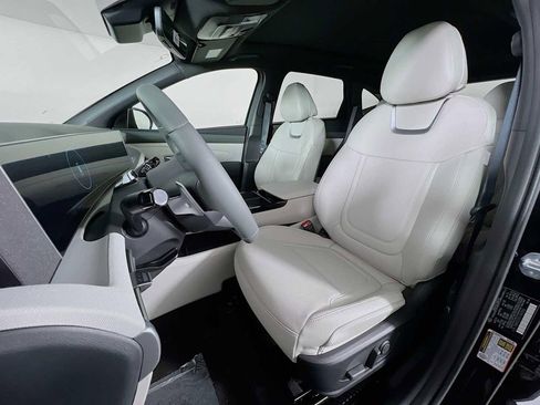 New 2026 Hyundai Tucson Limited image 14