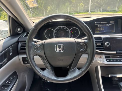 Used 2013 Honda Accord EX-L image 19